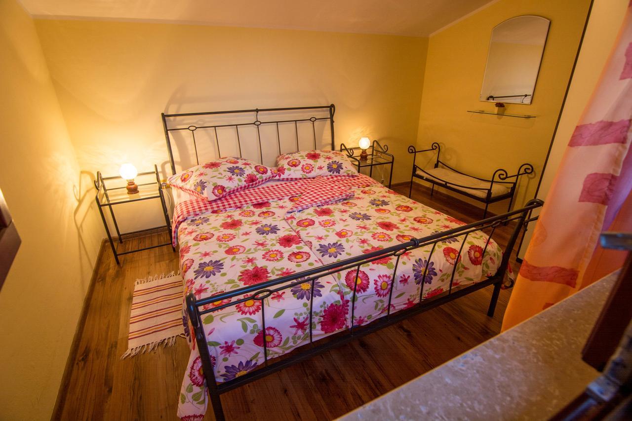 Apartments Angela 1711 Rakalj 외부 사진